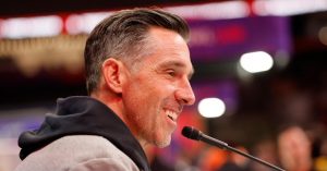 Lee más sobre el artículo Rueda de prensa Kyle Shanahan 4 de junio 2024