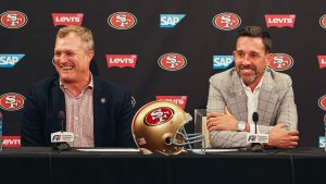 Lee más sobre el artículo Rueda de prensa John Lynch y Kyle Shanahan 23 de julio 2024
